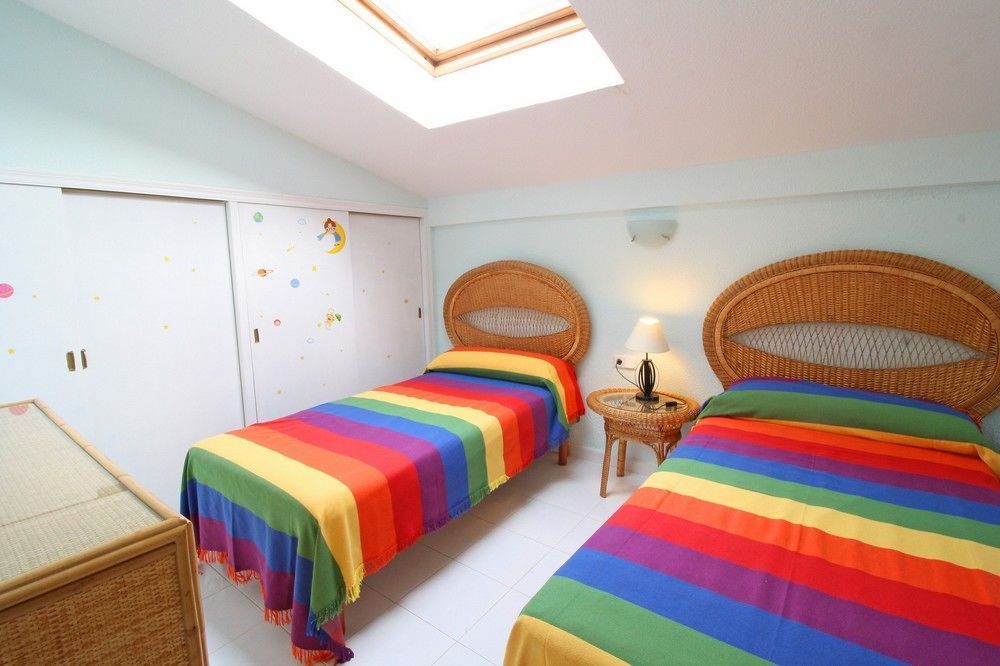 Holiday Duplex Esmeralda Apartment Калпе Екстериор снимка